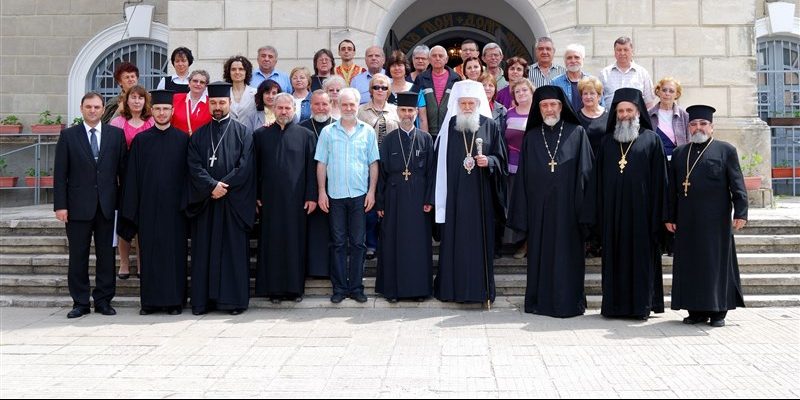 Църковният хор с Негово Светейшество патриарх Неофит, 9 май 2013 г.